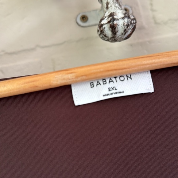 Babaton Contour Cropped Tank NEW xxl stretch coffee bean brown aritzia - Picture 3 of 6